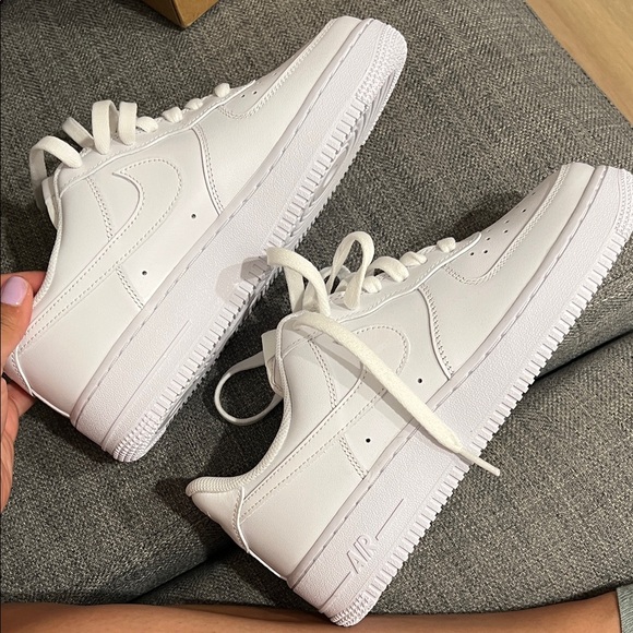 Nike Air Force 1 Low White Sneakers - Picture 5 of 6